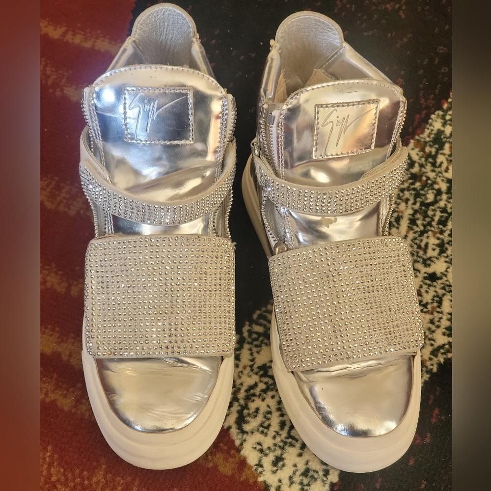 Giuseppe Zanotti Hi Top Leather sneakers